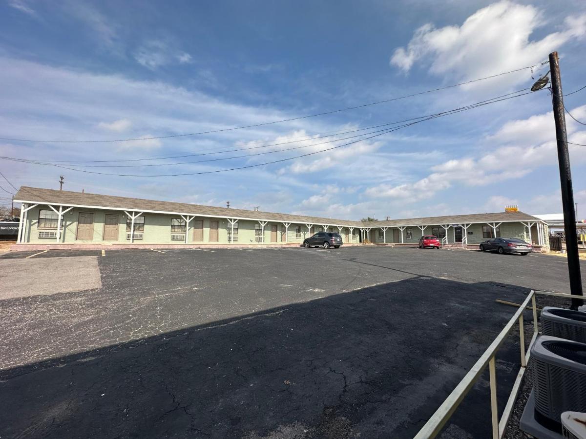 Llano Motel Εξωτερικό φωτογραφία